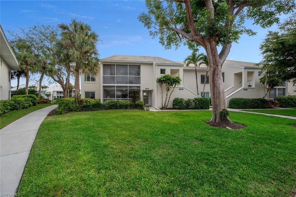 772 Willowbrook DR 901 NAPLES, FL 34108