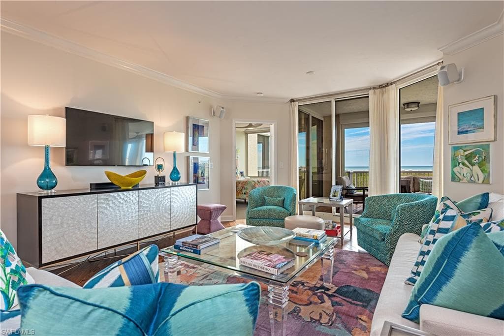 7117 Pelican Bay BLVD 607 NAPLES, FL 34108