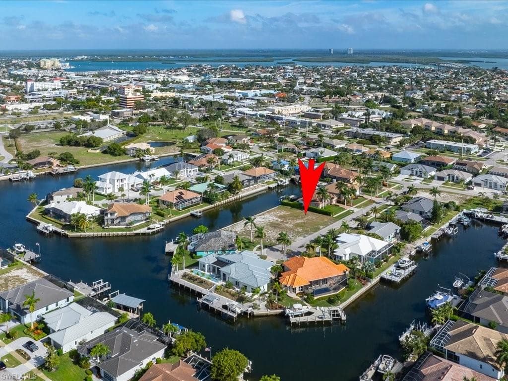1026 Admiralty CT MARCO ISLAND, FL 34145
