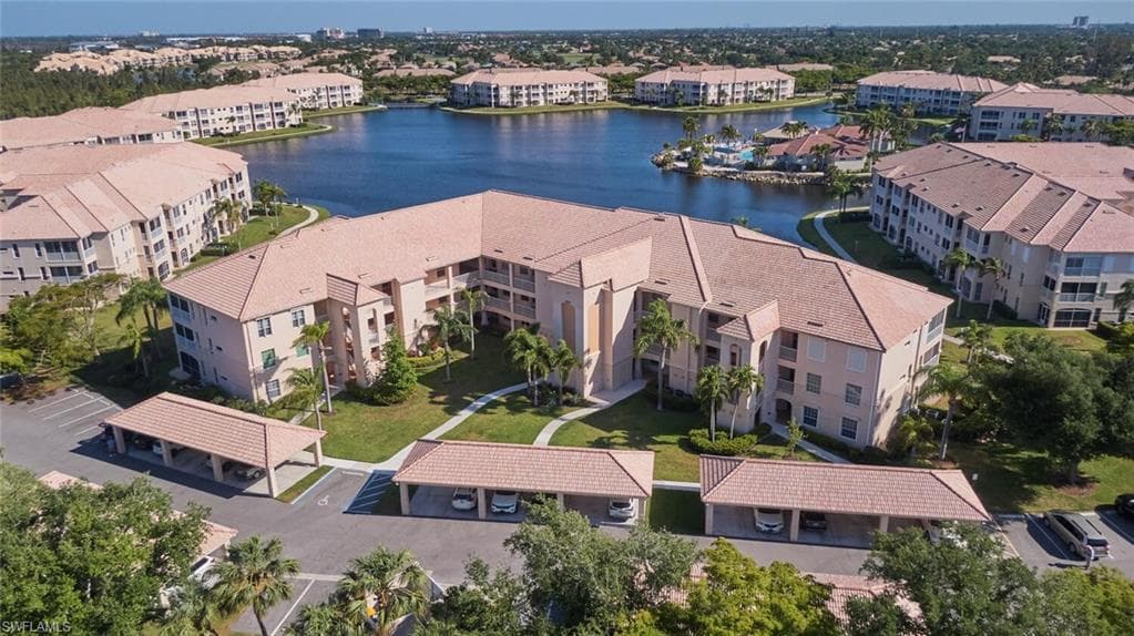 9110 Southmont CV 105 FORT MYERS, FL 33908