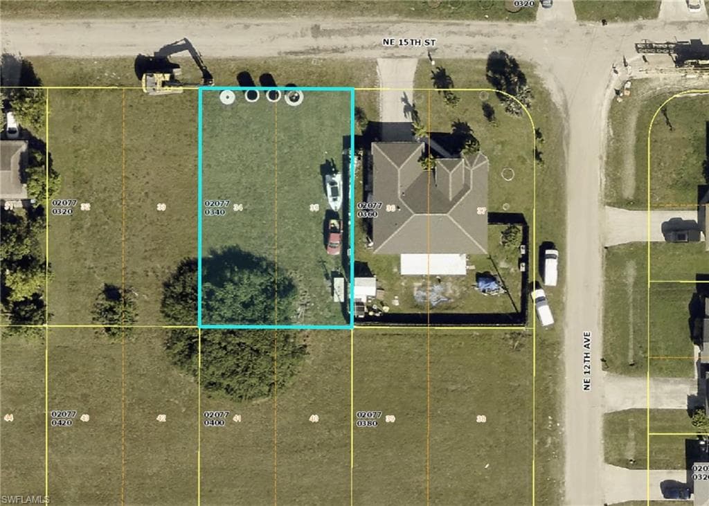 1120 NE 15th ST CAPE CORAL, FL 33909