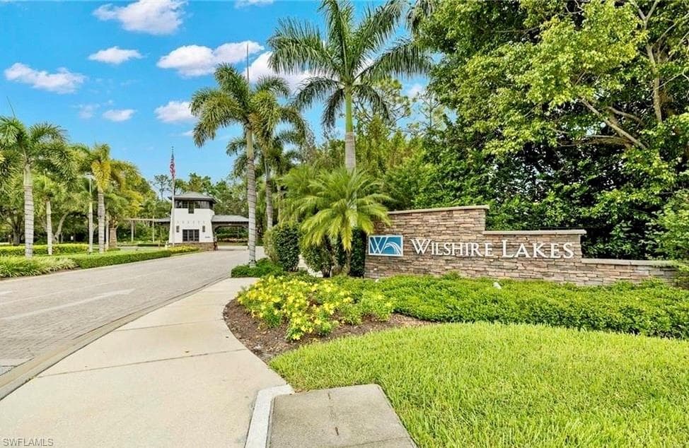 6285 Wilshire Pines CIR 708 NAPLES, FL 34109