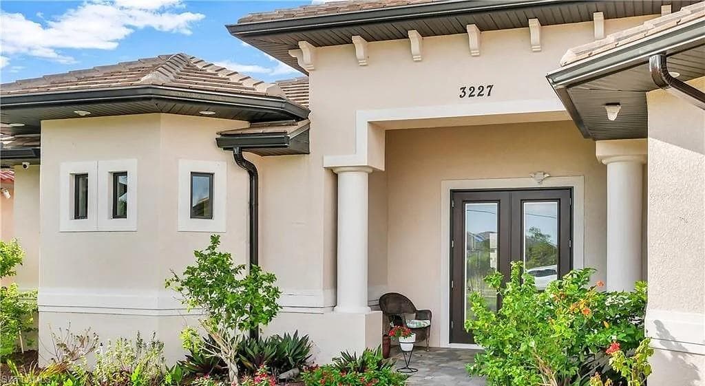 3227 Embers PKWY W CAPE CORAL, FL 33993