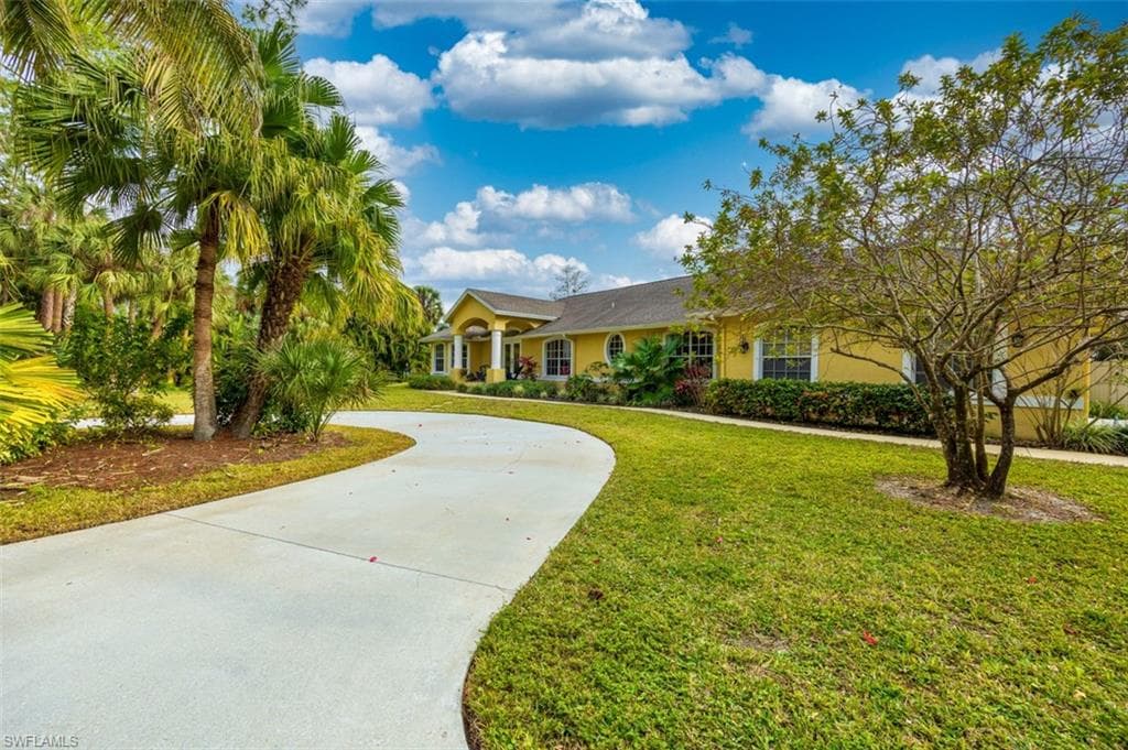 3530 1st AVE SW NAPLES, FL 34117