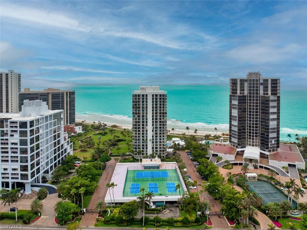 4901 Gulf Shore BLVD N 1902 NAPLES, FL 34103