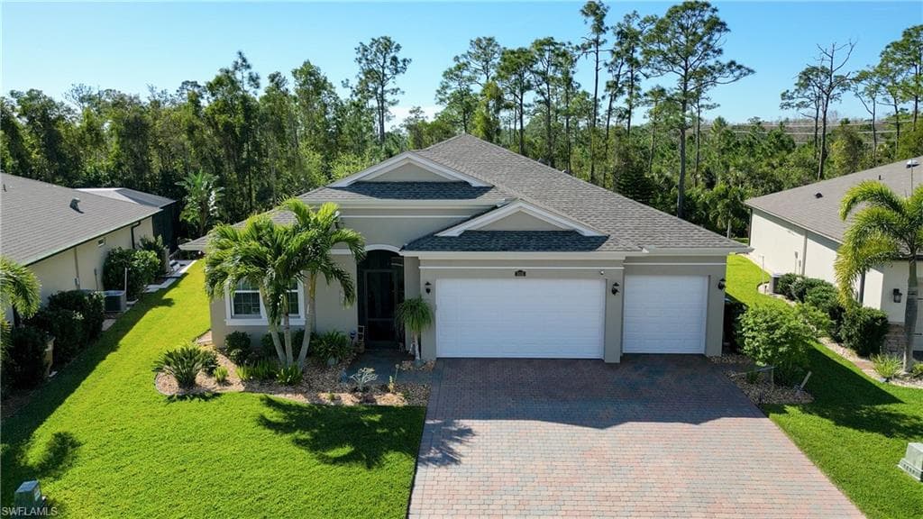 3135 Amadora CIR CAPE CORAL, FL 33909