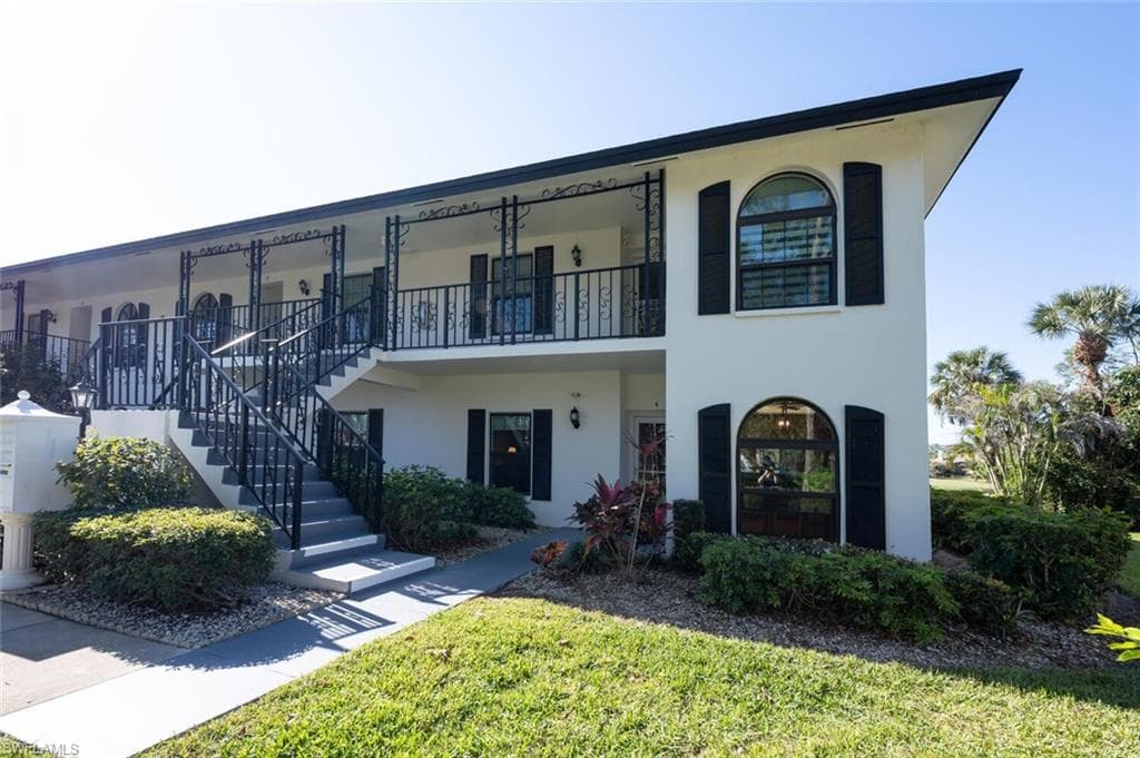 809 Augusta BLVD 4 NAPLES, FL 34113