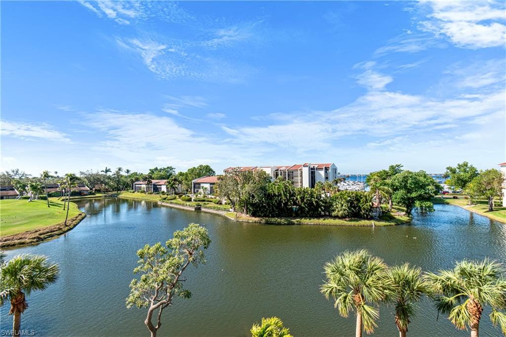 5260 S Landings DR 405 FORT MYERS, FL 33919