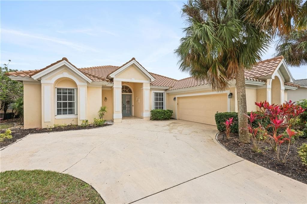 2247 Berkley WAY LEHIGH ACRES, FL 33973