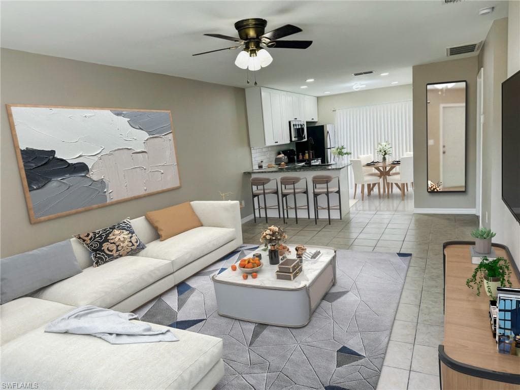 427 NE Pine Island LN 2 CAPE CORAL, FL 33909