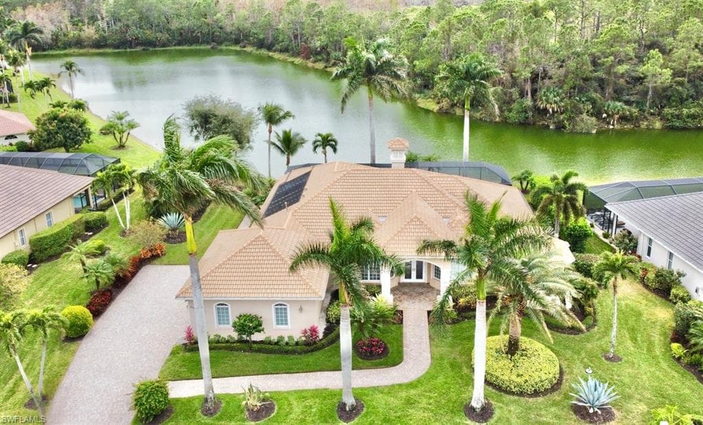 8064 Tiger Lily DR NAPLES, FL 34113
