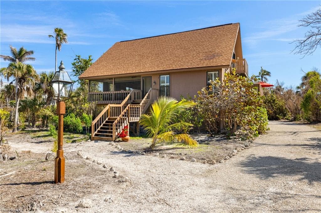 920 Snowberry LN SANIBEL, FL 33957