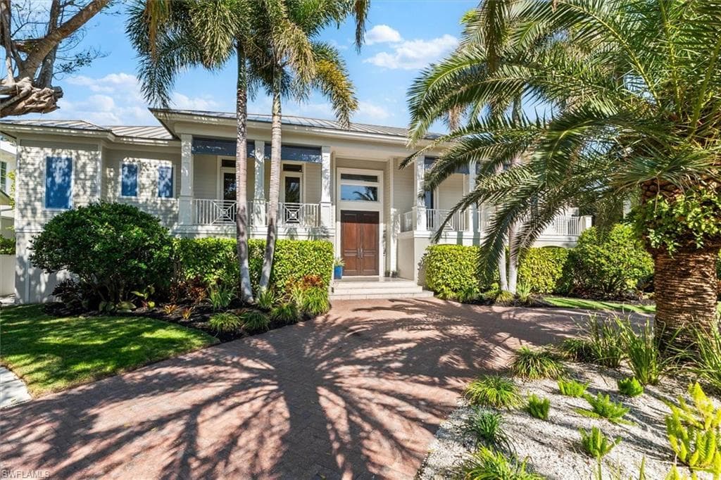 173 9th AVE S NAPLES, FL 34102