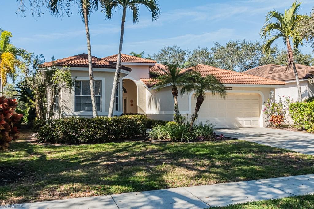 2364 Heritage Greens DR NAPLES, FL 34119