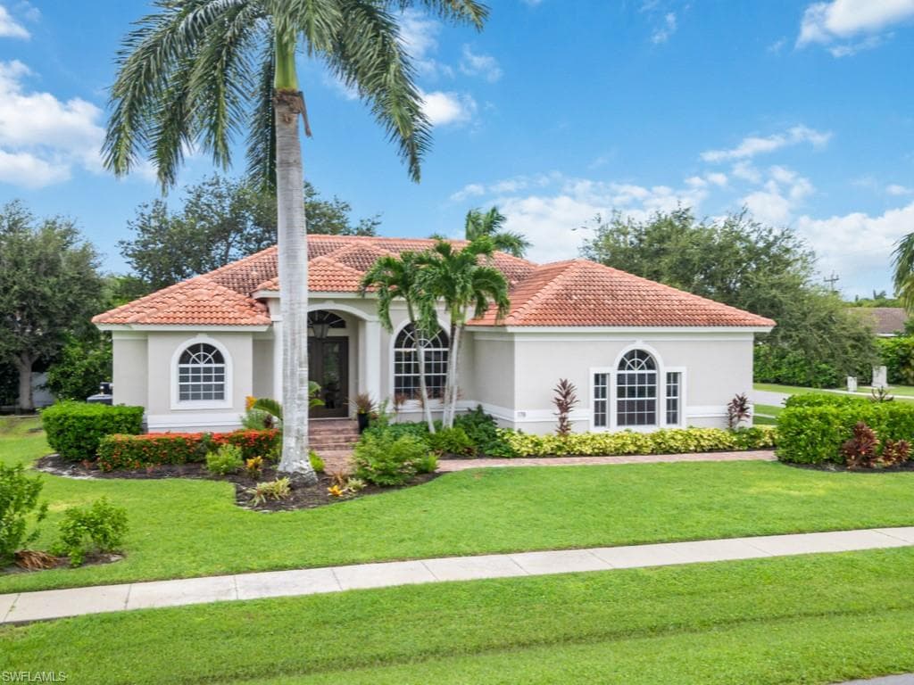 178 Tahiti RD MARCO ISLAND, FL 34145