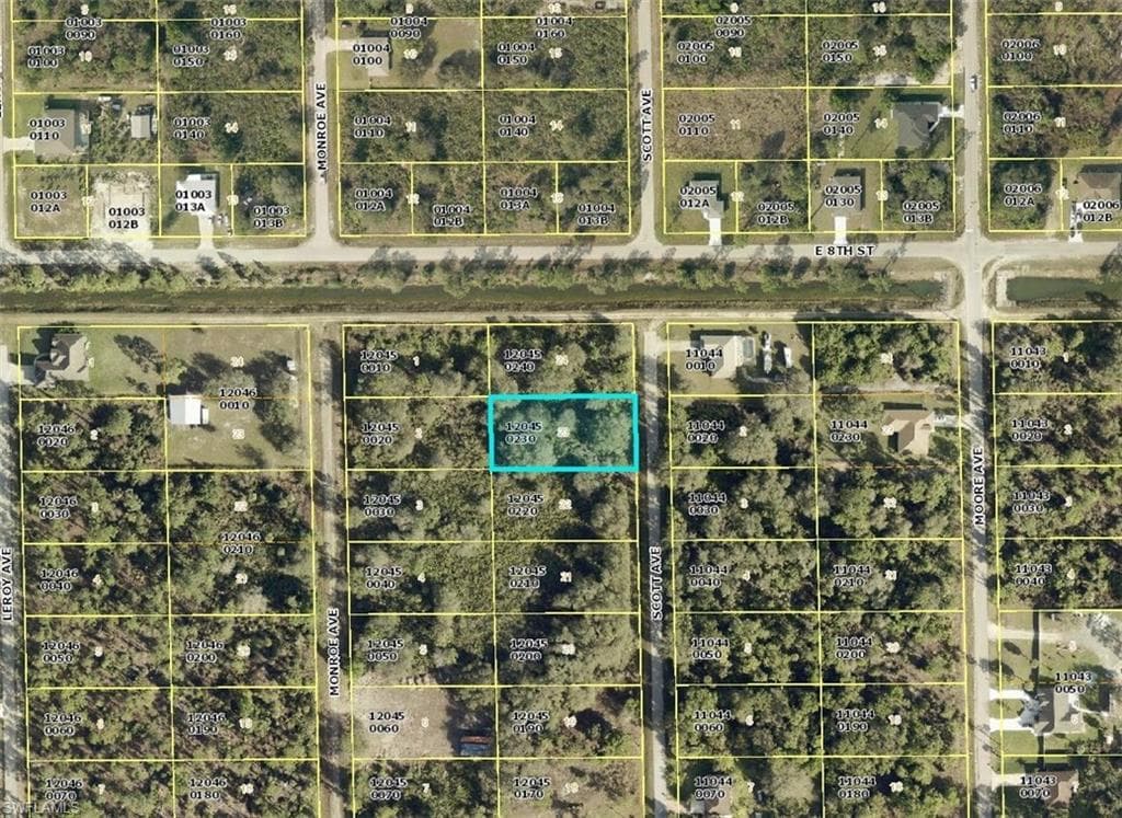 721 Scott AVE LEHIGH ACRES, FL 33972