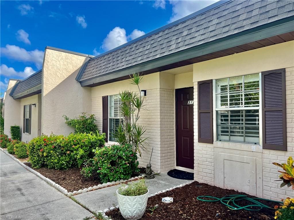 6300 S Pointe BLVD 312 FORT MYERS, FL 33919