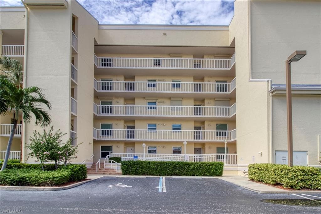 801 Collier BLVD N305 MARCO ISLAND, FL 34145