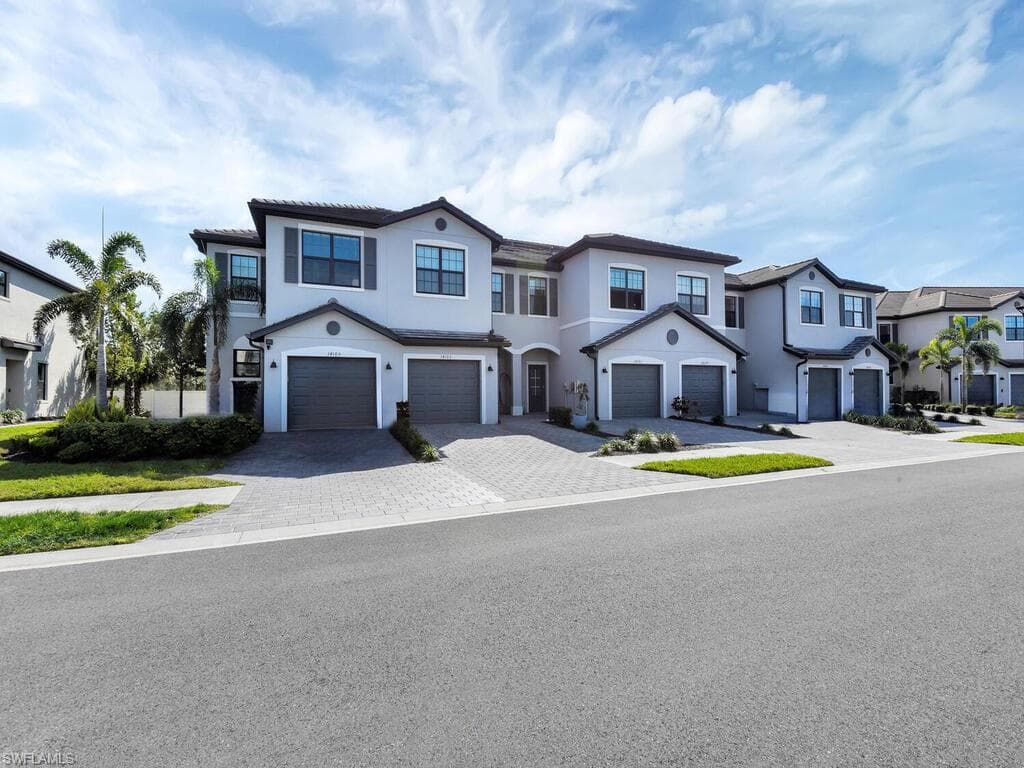 14103 Pine Lodge LN FORT MYERS, FL 33913