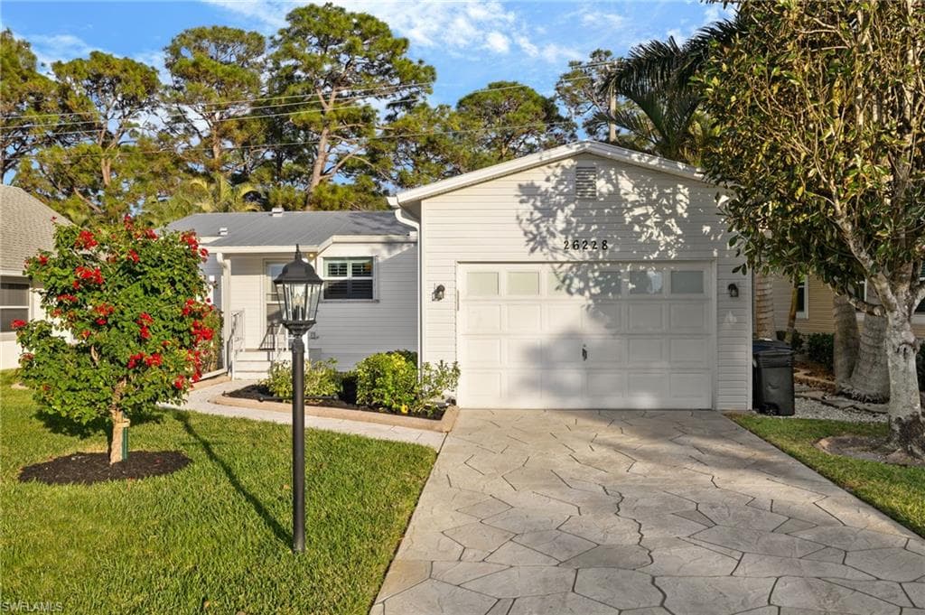 26228 Bonita Fairways CIR BONITA SPRINGS, FL 34135