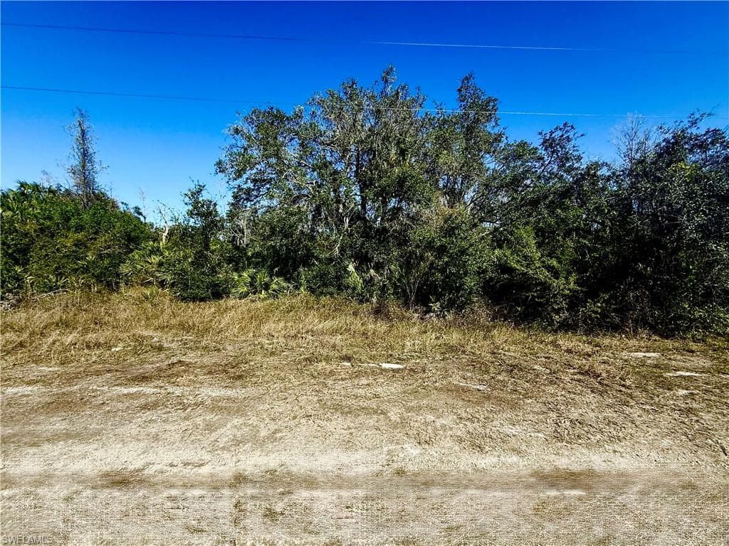 704 Ledge ST LEHIGH ACRES, FL 33972