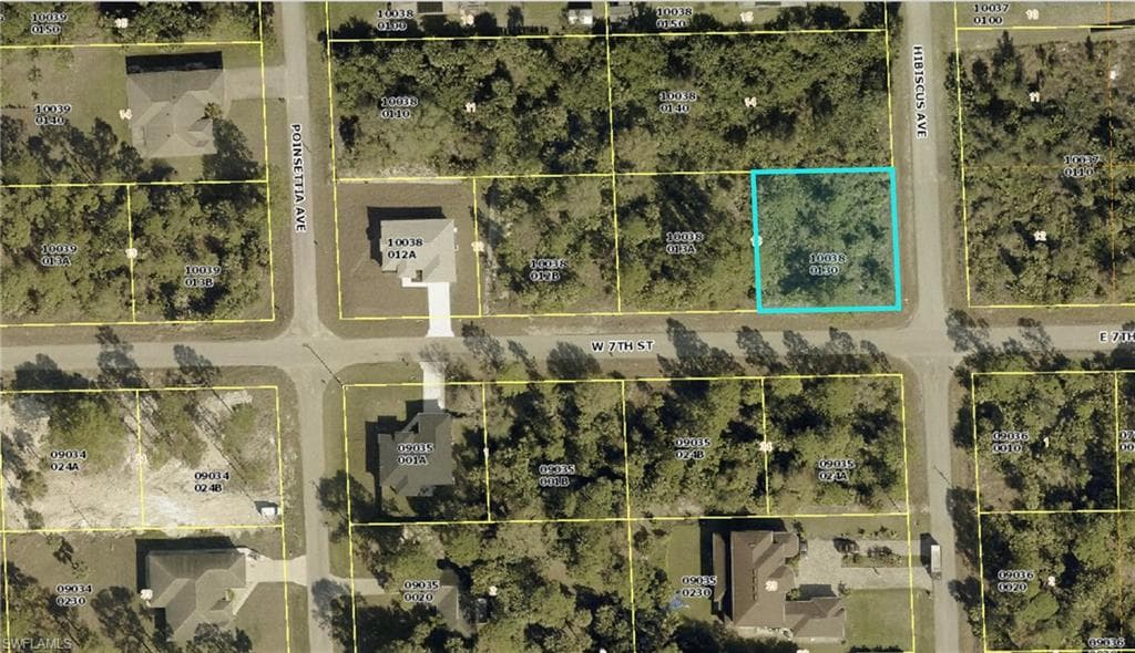 10 W 7th ST LEHIGH ACRES, FL 33972
