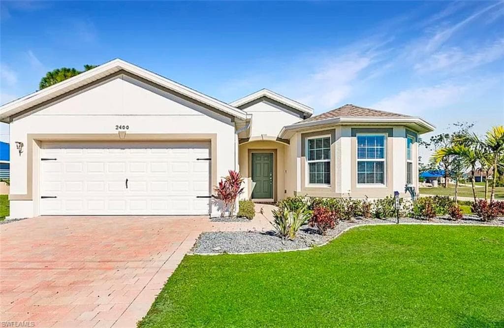 2400 NW 26th PL CAPE CORAL, FL 33993