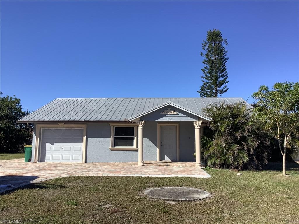1737 42nd ST SW NAPLES, FL 34116