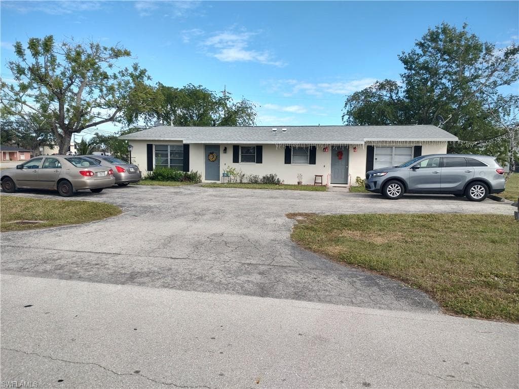 4805 Marine DR CAPE CORAL, FL 33904