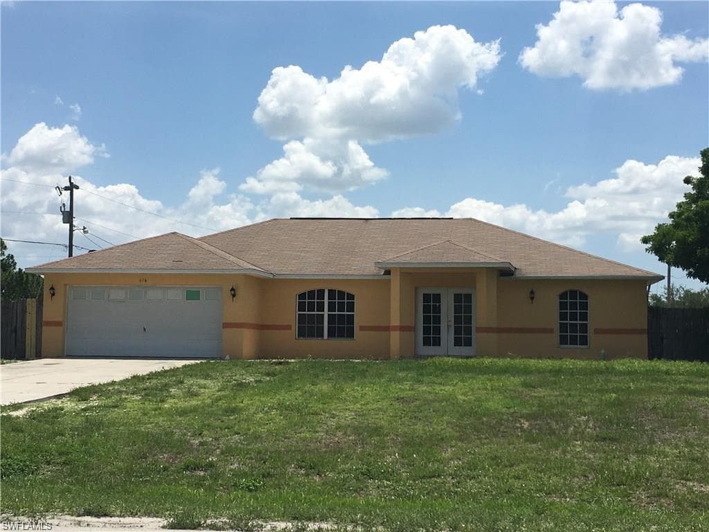 696 Homestead RD S LEHIGH ACRES, FL 33974