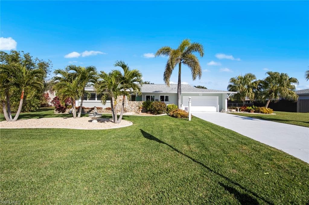 231 SE 44th ST CAPE CORAL, FL 33904