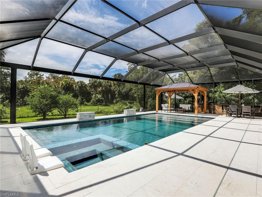 260 16th AVE NW NAPLES, FL 34120