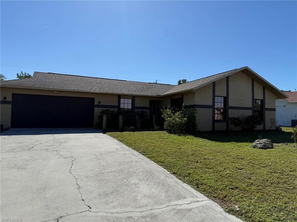 604 SE 25th TER CAPE CORAL, FL 33904