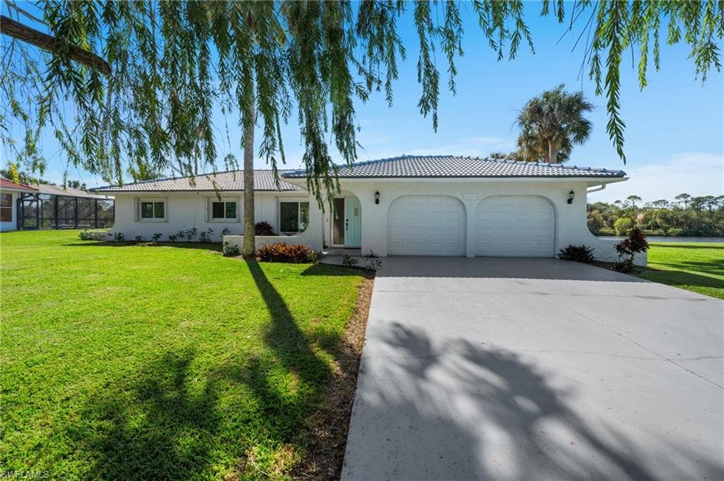3233 Shell LN FORT DENAUD, FL 33935