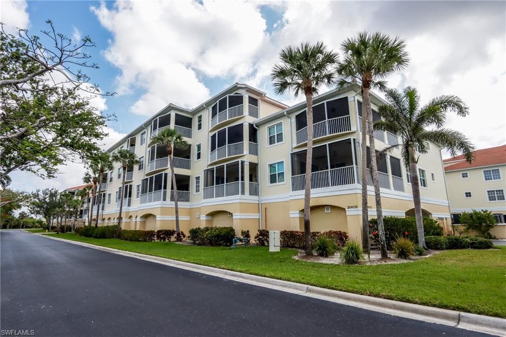 20031 Sanibel View CIR 103 FORT MYERS, FL 33908