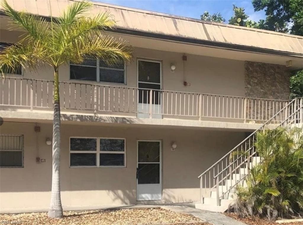 1560 Colonial BLVD 136 FORT MYERS, FL 33907
