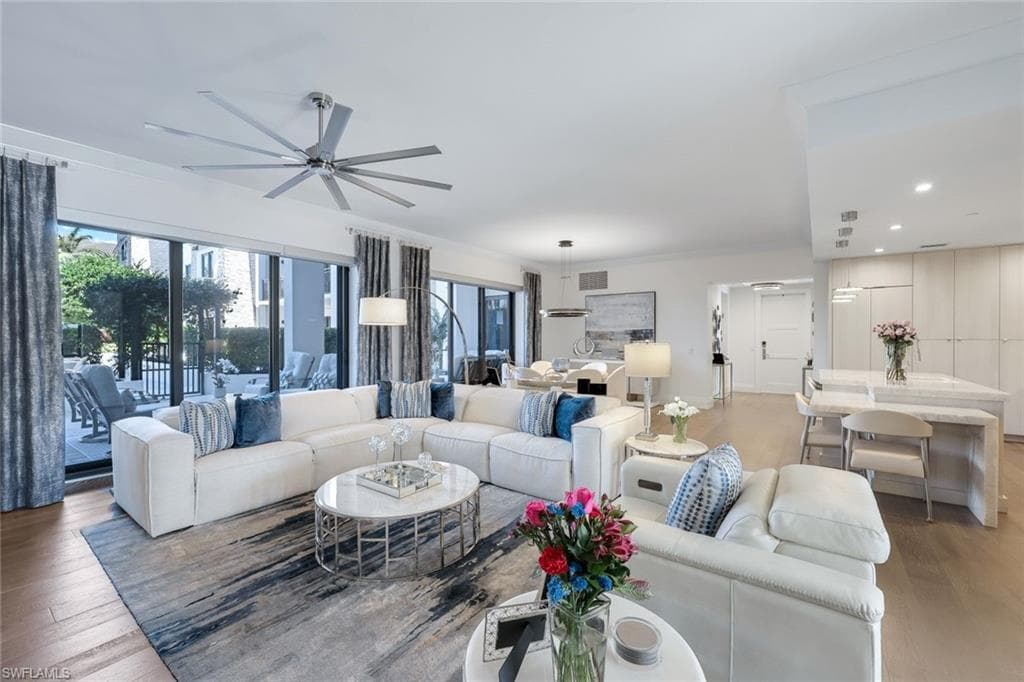 1030 3rd AVE S 220 NAPLES, FL 34102