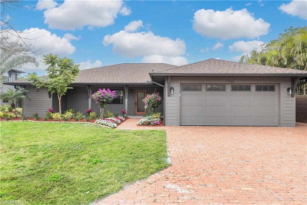 1346 Rosemary LN NAPLES, FL 34103
