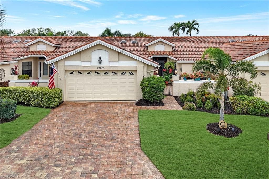 12613 Glen Hollow DR BONITA SPRINGS, FL 34135