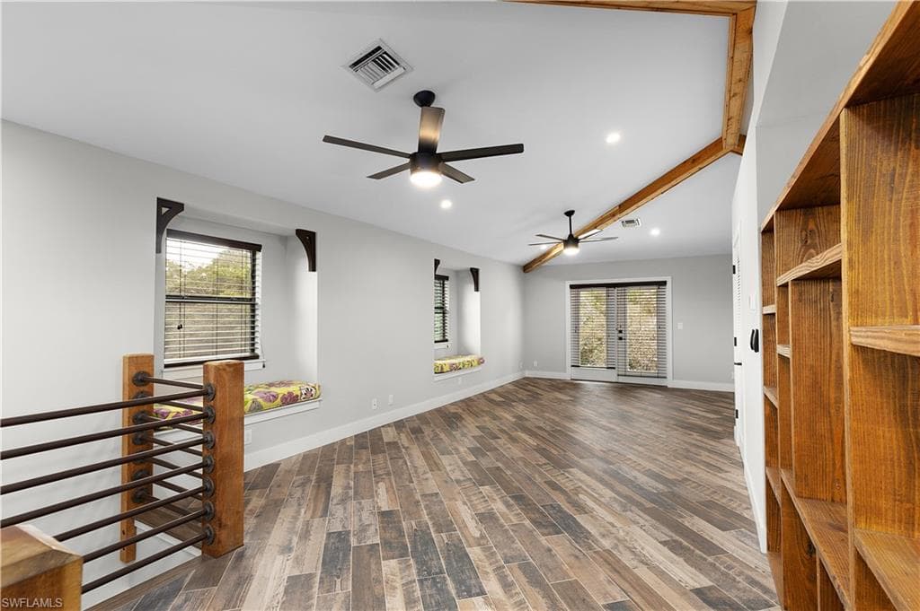 1346 Rosemary LN NAPLES, FL 34103