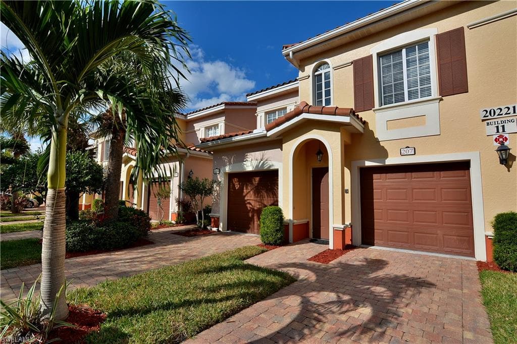 20221 Estero Gardens CIR 107 ESTERO, FL 33928