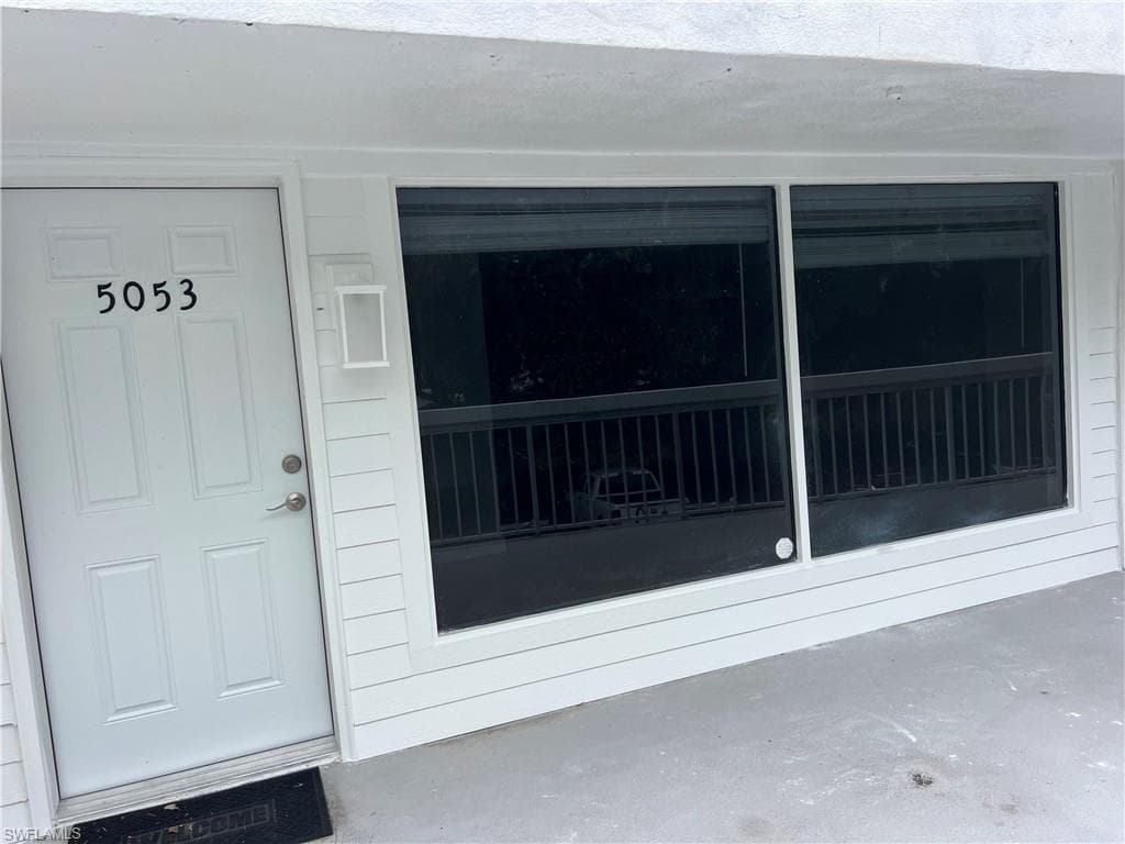 5053 Tamiami TRL E F3 NAPLES, FL 34113