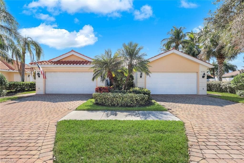 4195 Saint George LN NAPLES, FL 34119