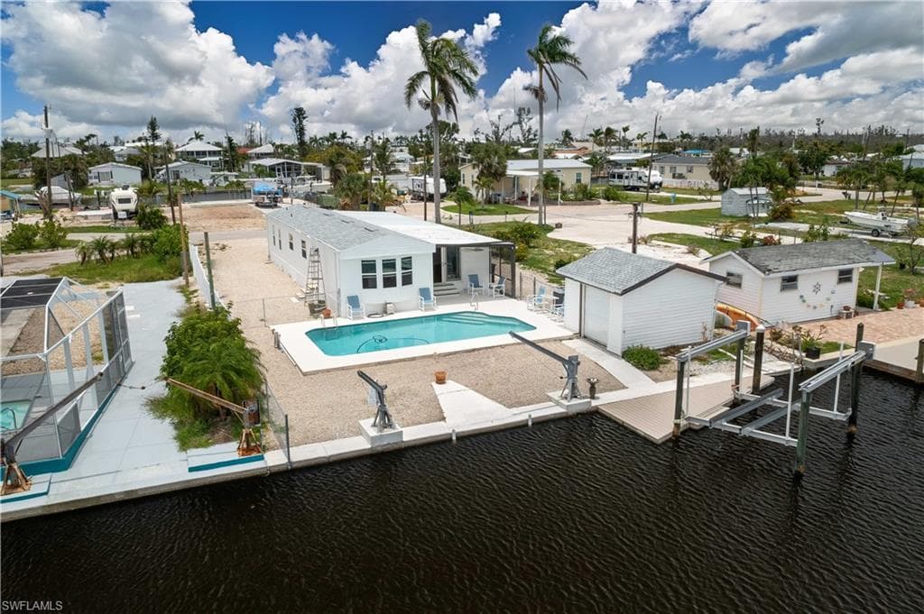 2704 Patterson CT ST. JAMES CITY, FL 33956