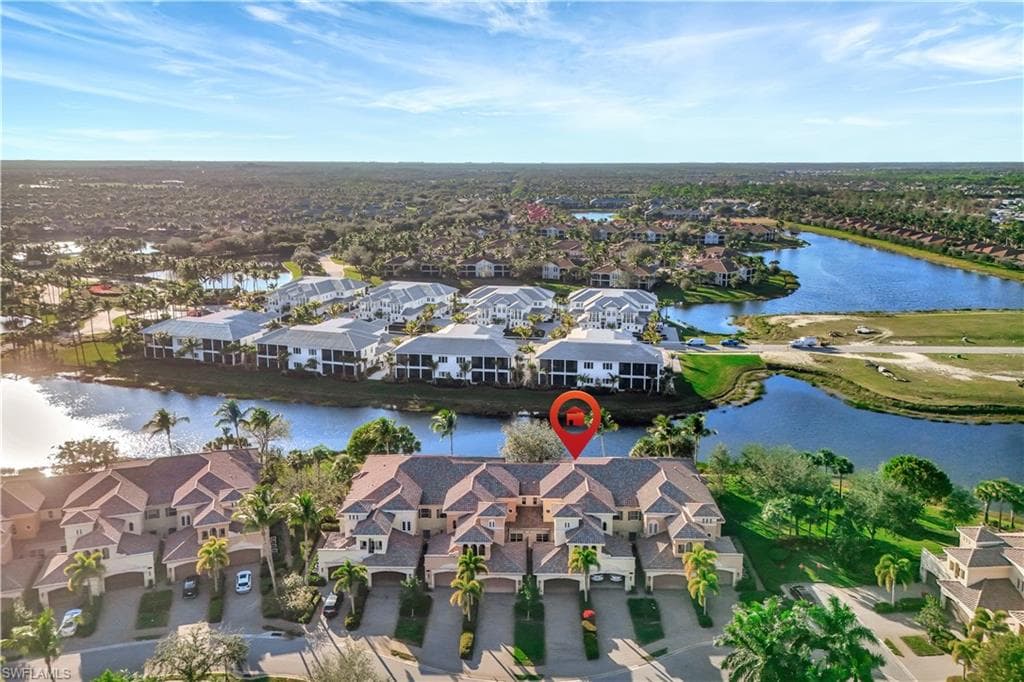 2713 Callista CT 103 NAPLES, FL 34114