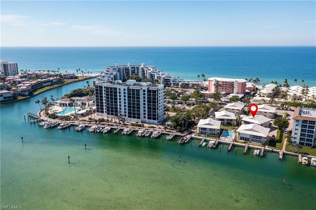 2500 Gulf Shore BLVD N N6 NAPLES, FL 34103