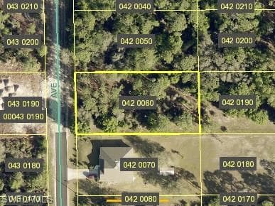 712 Louis AVE LEHIGH ACRES, FL 33972