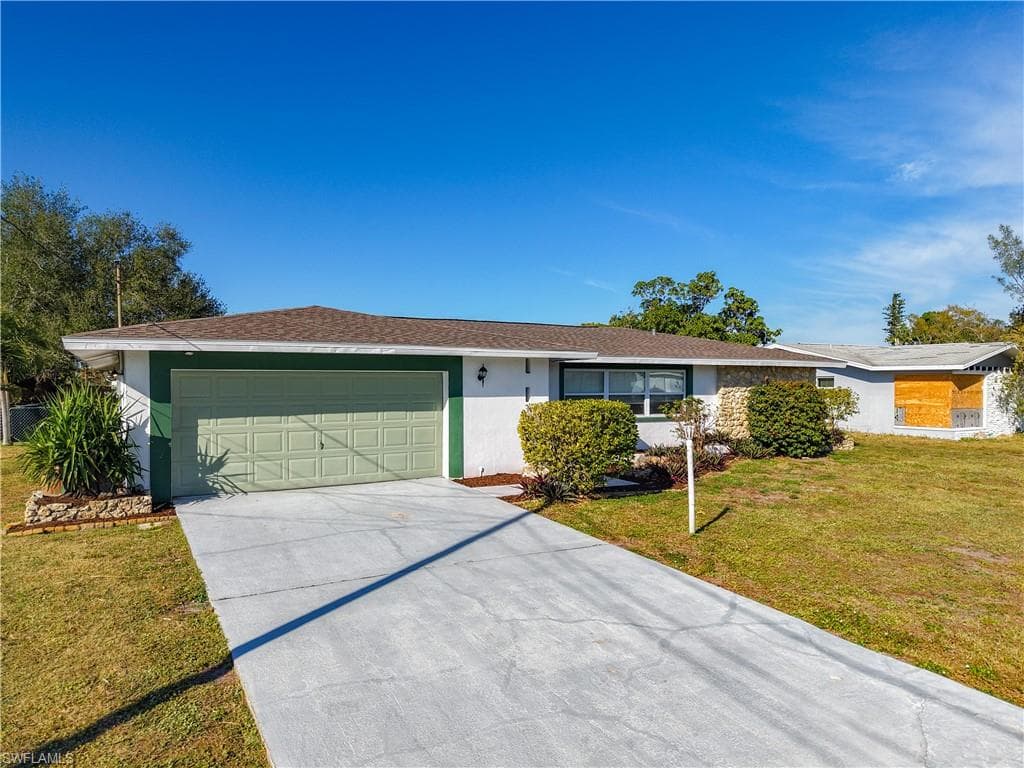 4128 SE 9th CT CAPE CORAL, FL 33904