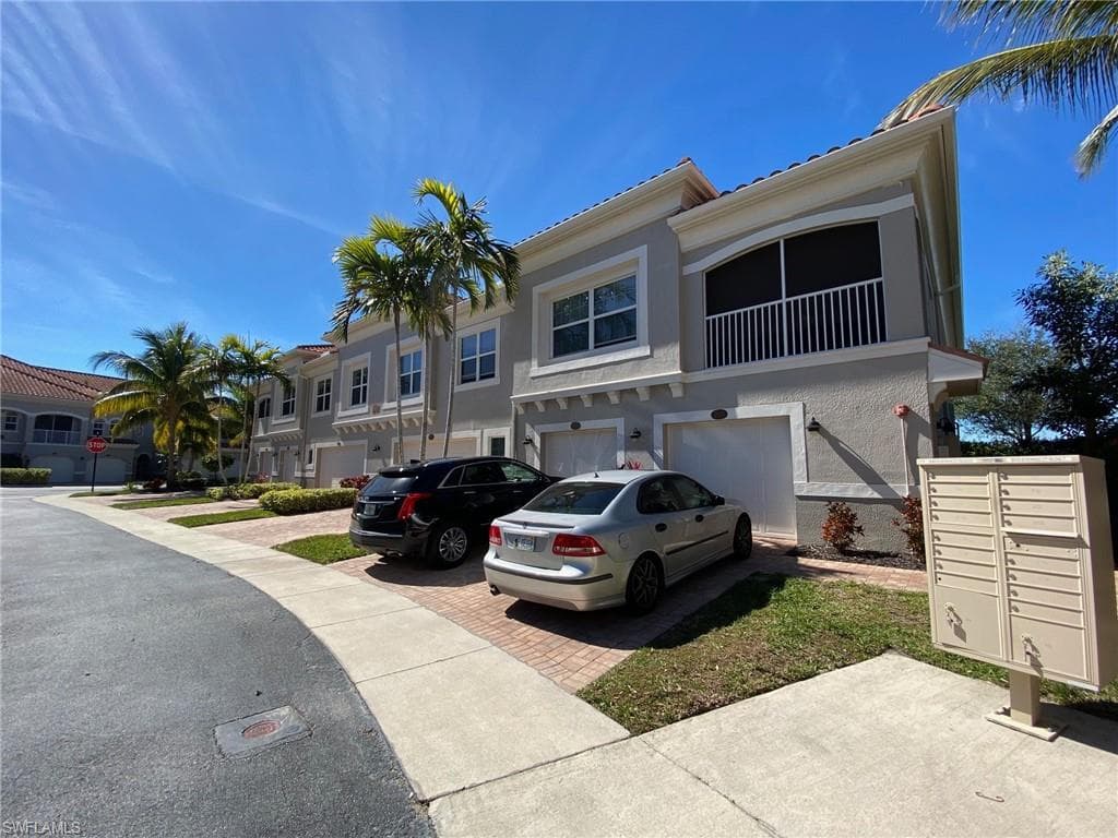 8560 Evernia CT 204 ESTERO, FL 34135