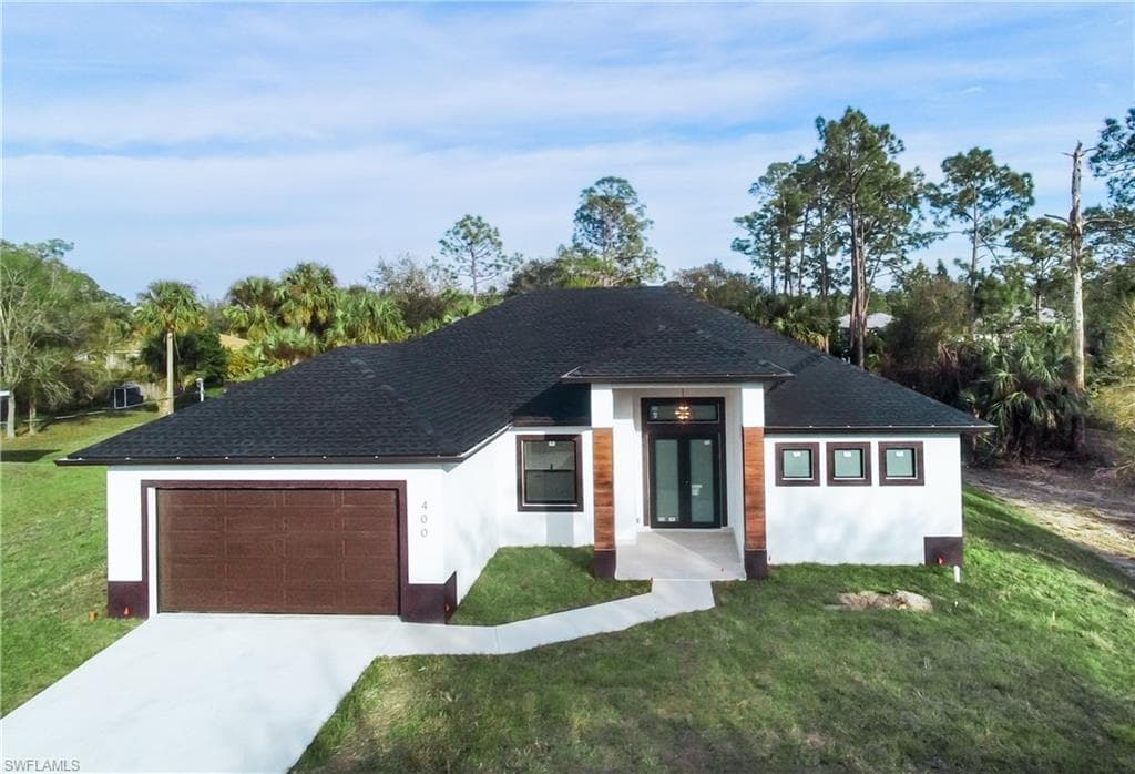 400 Desoto AVE LEHIGH ACRES, FL 33972